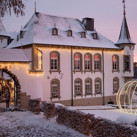 Chateau D'Urspelt Hotel Exterior photo